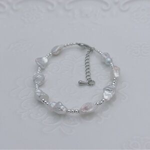 B32 Handmade Freshwater Baroque Pearl Bracelets